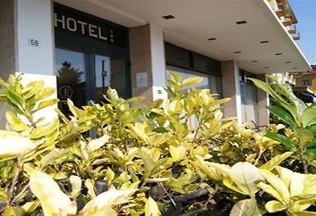 Hotel Resi Dep. 비곤자 외부 사진